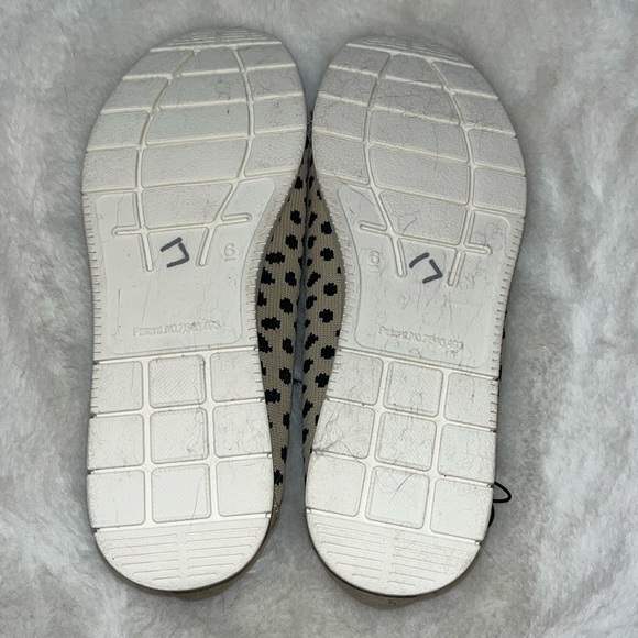 Seychelles Cheetah Print Slip On Shoes - Picture 11 of 13